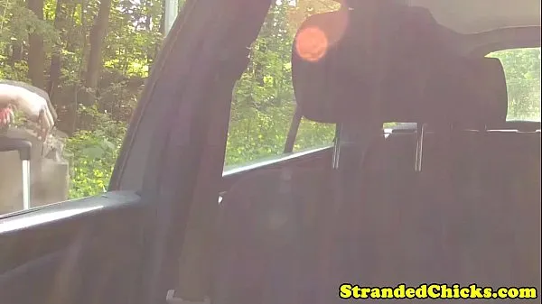 Sehen Sie sich Unschuldiger per Anhalter fahrender Teenager aus Russland beim Autogeschlechtneue Clips an