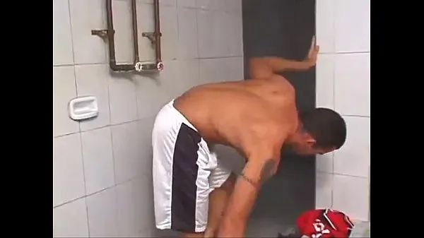 Watch Brasilero caliente consigue cojer en la ducha fresh Clips