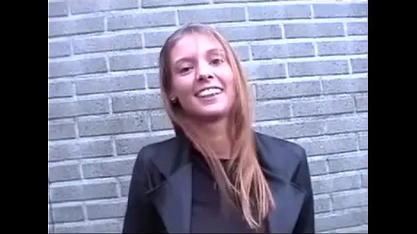 Obejrzyj Vlaamse Stephanie wordt geneukt in een auto (Belgian Stephanie fucked in carnowe klipy