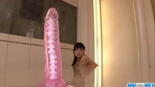 Titta på Impressive toy porn with hairy Asian milf Satomi Ichihara färska klipp