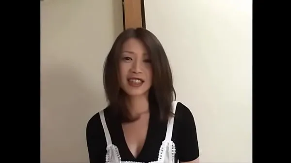 Se Japanese MILF Seduces Somebody's Uncensored:View more friske klip
