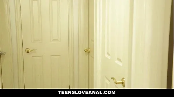 Regardez TeensLoveAnal - Horny (Holly Hendrix) enculée par ses demi-sœurs BF nouveaux clips