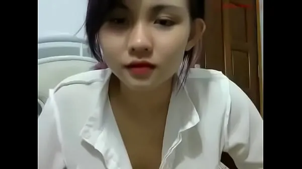 دیکھیں Vietnamese girl looking for part 1 تازہ تراشے