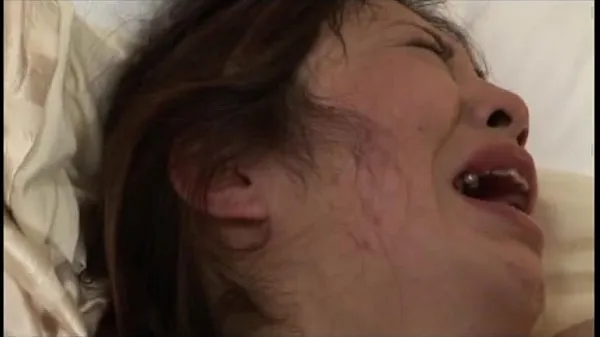 The woman who cries Yeni Klipleri izleyin