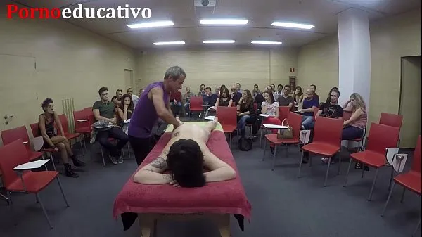 Oglejte si Class # 1 of erotic anal massage sveže posnetke