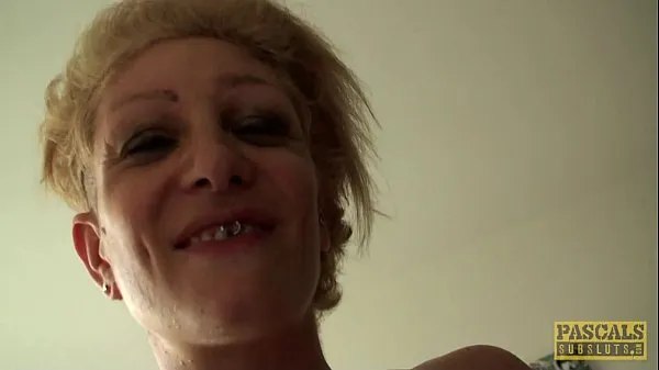 Mira Zorra británica entintada criticada áspero en el culo por maledom clips nuevos