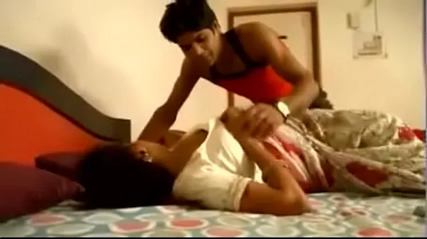 Tonton Romantic desi indian couple fucking hard Klip baru