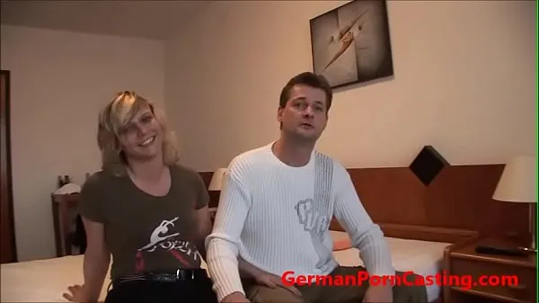 Obejrzyj German Amateur Gets Fucked During Porn Castingnowe klipy