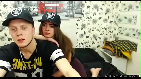 Lili and his boyfriend fucks on webcam - profapper.ca 個の新鮮なクリップを見る