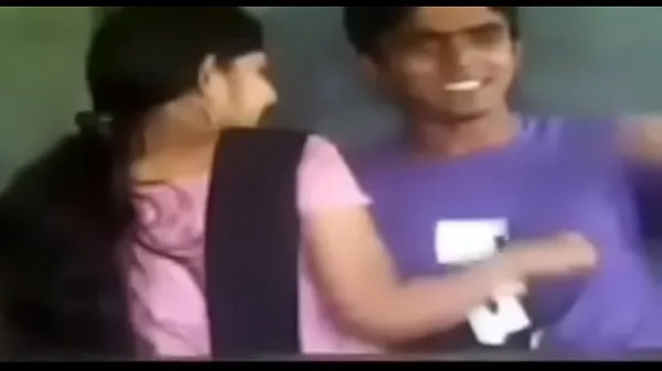 Se Indian students public romance in classroom friske klip