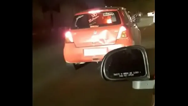 Se desi sex in moving car in India ferske klipp