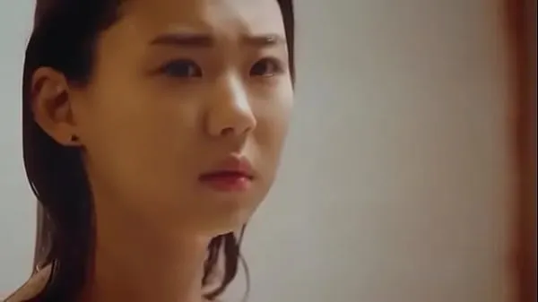 Regardez Beautiful korean girl is washing do you want to fuck her at yrZYuh nouveaux clips