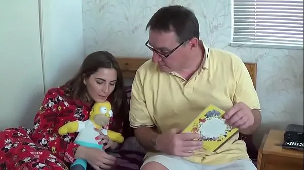 Titta på Bedtime Story For Slutty Stepdaughter- See Part 2 at färska klipp
