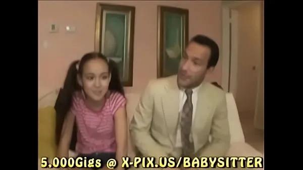 Obejrzyj Asian Babysitternowe klipy