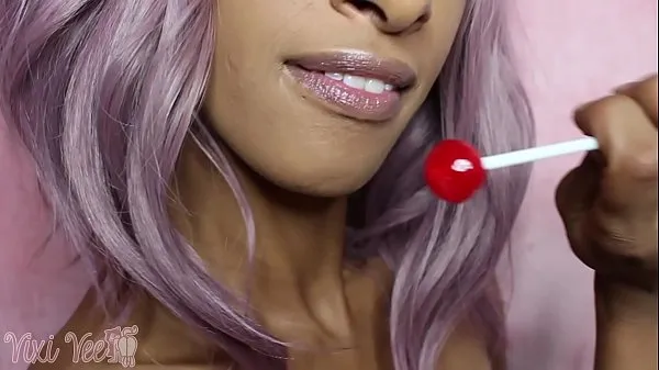 Oglejte si Longue Long Tongue Mouth Fetish Lollipop FULL VIDEO sveže posnetke