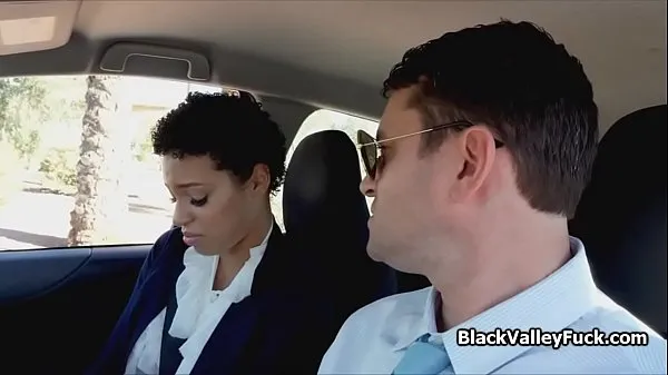 Bekijk Black cutie rimmed after failed driving test nieuwe clips