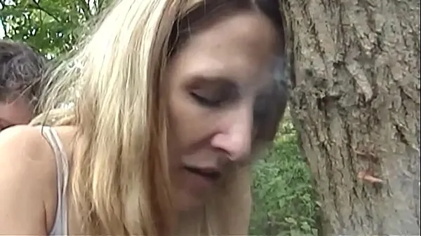 Obejrzyj Marie Madison Public Smoke and Fuck in Woodsnowe klipy