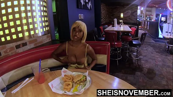 Tonton 4k Msnovember Flashing Her Titties, Eating Food, And Talking About A Scary Movie With Her Boyfriend To Avoid Him Talking About Her Cheating, Pulling Out Huge Natural Boobs With Black Nipples And Round Areolas Hd Sheisnovember Klip baharu