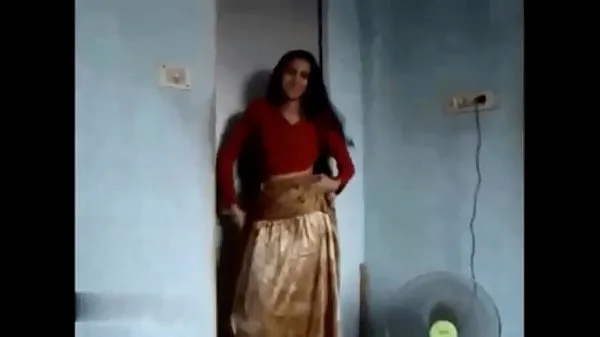 Sledujte Indian Girl Fucked By Her Neighbor Hot Sex Hindi Amateur Cam nových klipů
