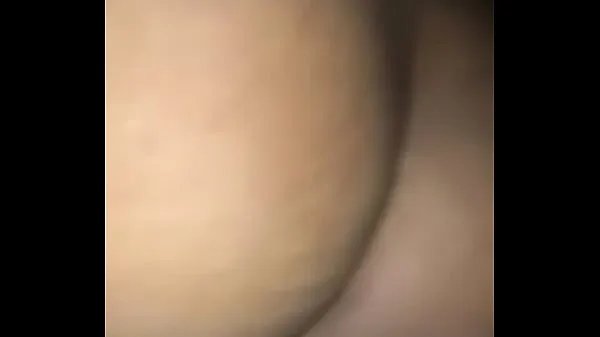 Watch Sliding in the pussy while she’s s fresh Clips