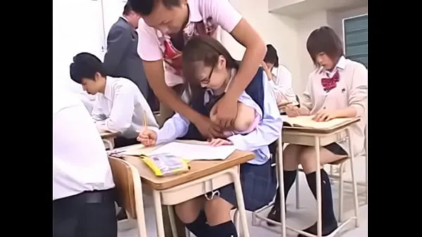 Tonton Students in class being fucked in front of the teacher | Full HD Klip baharu