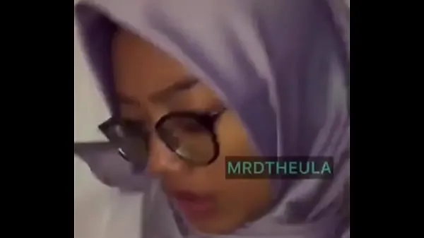 Tonton Muslim girl getting fucked Klip baharu