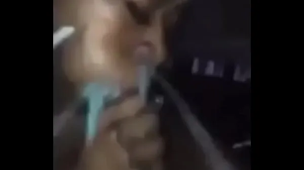 Obejrzyj Exploding the black girl's mouth with a cumnowe klipy