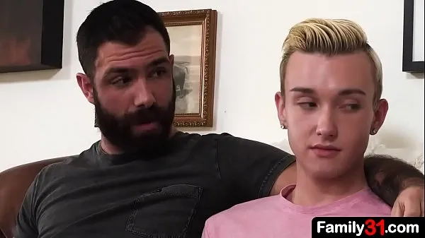 Mira Taboo Gay - Padrastro e hijastro - La conversación clips nuevos