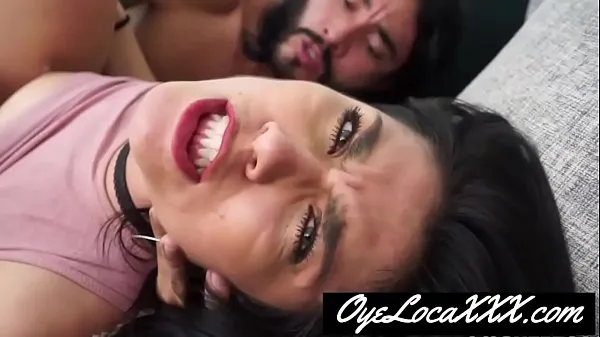 FULL SCENE on - When Latina Kaylee Evans takes a trip to Colombia, she finds herself in the midst of an erotic adventure. It all starts with a raunchy photo shoot that quickly evolves into an orgasmic romp개의 새로운 클립 보기
