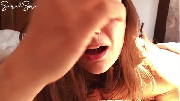 Посмотрите Горячая невинная девушка наказывает свою тугую попку - ее первый болезненный анал - painal splitscreen свежие клипы