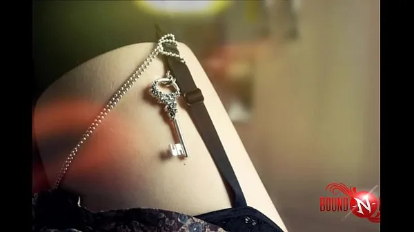 BDSM experience report: Suddenly delivered to the FemDom - experiences of the chastity belt wearer (3 Yeni Klipleri izleyin