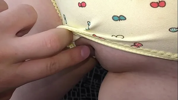 REALLY! my friend's Daughter ask me to look at the pussy . First time takes a dick in hand and mouth ( Part 1 Yeni Klipleri izleyin