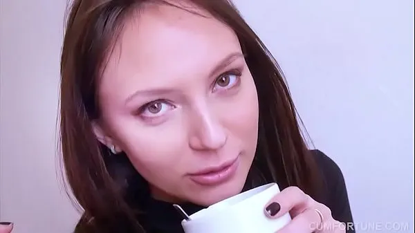 Παρακολουθήστε Nataly Von receives a huge facial φρέσκα κλιπ