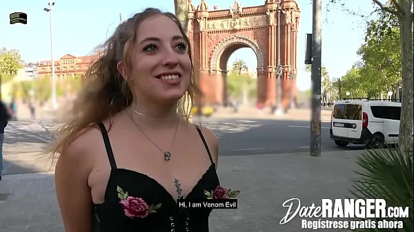 Obejrzyj WTF: This SPANISH bitch gets ANAL on GLASS TABLE: Venom Evil (Spanishnowe klipy