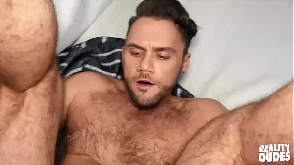 Pozrite si Blaze Austin) Hungrily Sucks A Big Cock Till It Explodes On His Face - Reality Dudes nových klipov