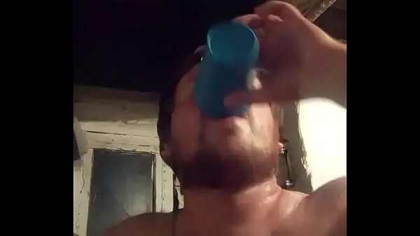 Se I FINISHED THREE TIMES AND LOWERED THE SPERM INTO A GLASS, THEN POURED IT INTO MY MOUTH AND ON MY FACE!!! CUMSHOT ON THE FACE AND IN THE MOUTH!!!! SWALLOWED HIS OWN FRESH SPERM!!! I POURED THE SPERM ON MY FUCKING FACE friske klip