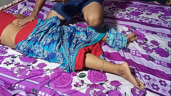 Tonton Friend's mom fucks pussy under the pretext of back massage - XXX Sex in Hindi Klip baharu
