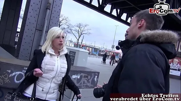 دیکھیں Conceited German woman angsprochen and invited to fuck تازہ تراشے