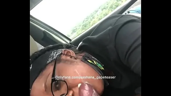Se Jamaican police officer caught getting head friske klip