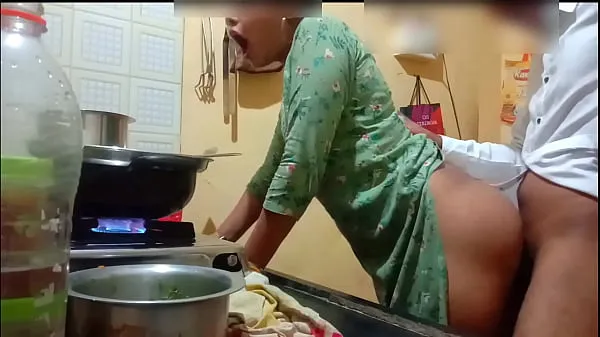 Tonton Indian sexy wife got fucked while cooking Klip baru