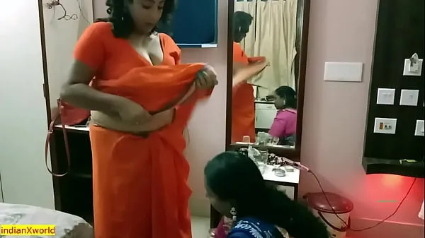 Se Desi Cheating husband caught by wife!! family sex with bangla audio ferske klipp