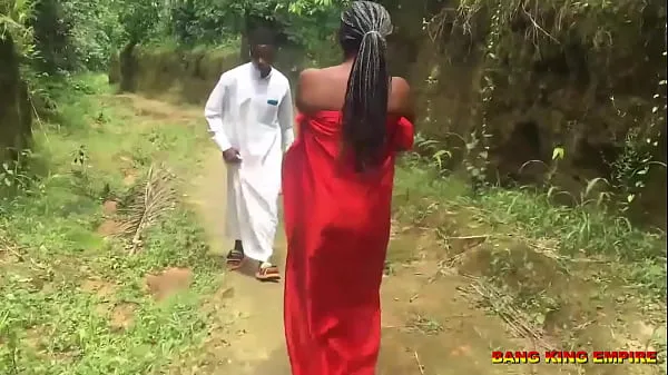 中断された牧師の父-茂みの中でアフリカの村の乙女とセックスをしている-アフリカの宗教的なハードコアポルノ 個の新鮮なクリップを見る