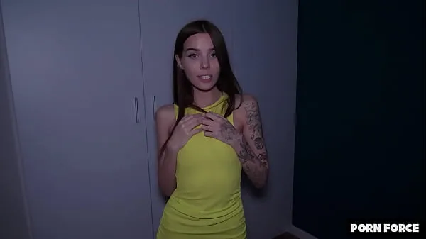 Mira Wanna Fuck My Tight 18 Year Old Pussy, Daddy? - Alina Foxxx clips nuevos