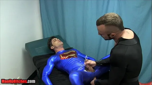 Titta på The Training of Superman BALLBUSTING CHASTITY EDGING ASS PLAY färska klipp