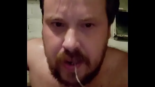 Katso fresh cum from my cock on my face and in my mouth tuoretta leikettä
