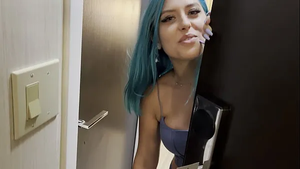 Se Casting Curvy: Blue Hair Thick Porn Star BEGS to Fuck Delivery Guy ferske klipp