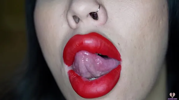 Посмотрите бимбо губы Минет свежие клипы