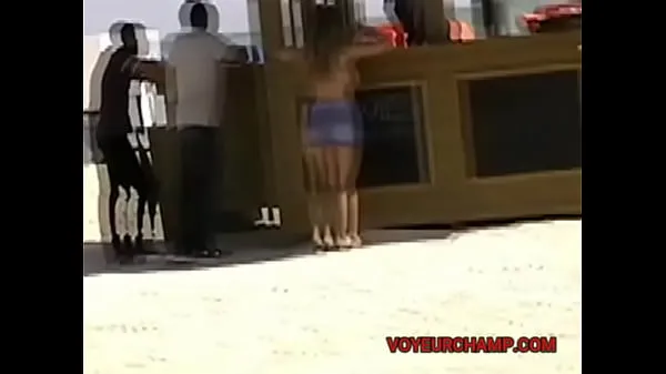 Xem Exhibitionist Wife 37 & 42 Pt1 - MILF Heather Silk Public Shaved Pussy Flash For Topless Beach Voyeur Clip mới