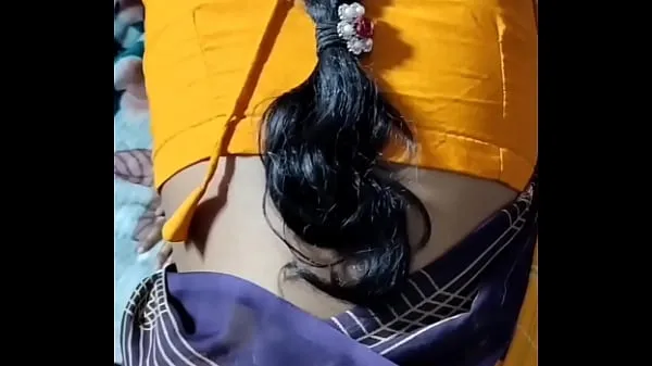 Obejrzyj Indian desi Village bhabhi outdoor pissing pornnowe klipy