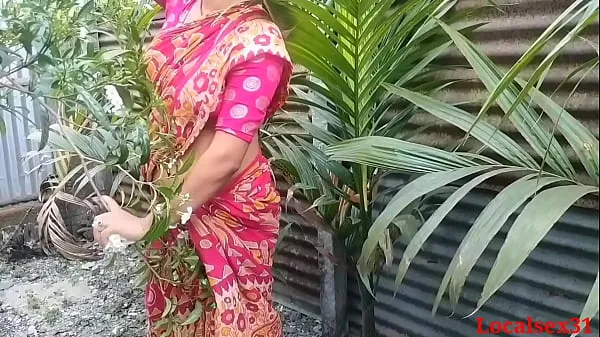 Obejrzyj Bengali Wife Saree Sex In Outdoornowe klipy